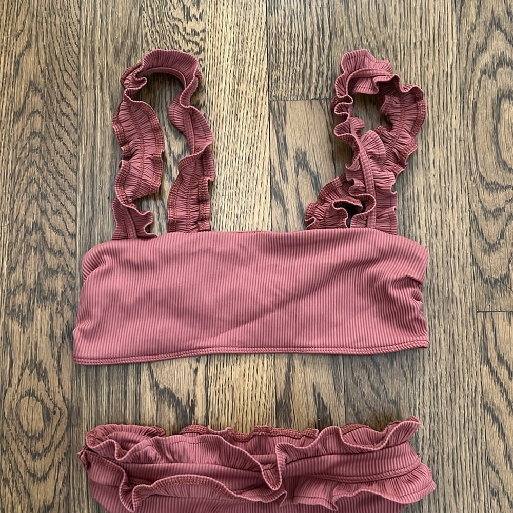 Beach Riot Bikini - Picture 5 of 9